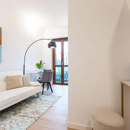 Apartment Assunta Exclusive With Balcony - Collection