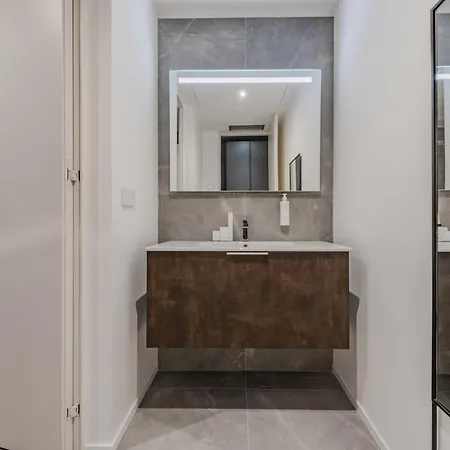 Sweett - The Nest * Milánó