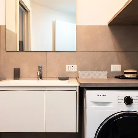 Youhosty - Fiera Citylife Appartement Milaan