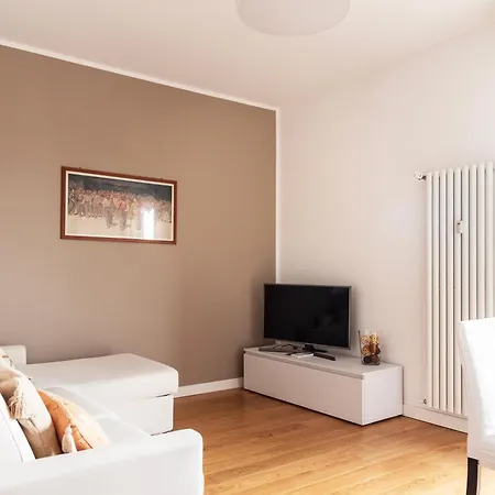 Youhosty - Fiera Citylife Apartment