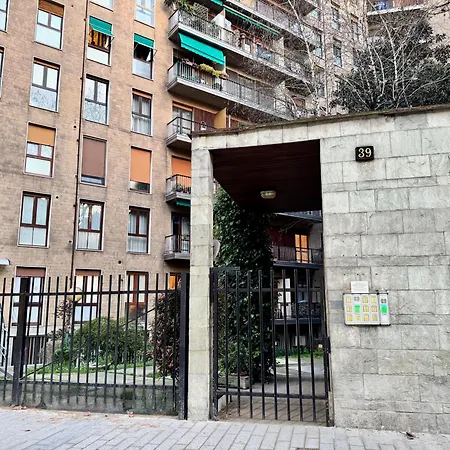 Design 39 - Metropolitana M4 - Aeroporto Linate Апартаменты