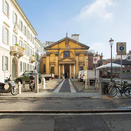 Exclusive Location, Cozy And Modern Апартаменты *