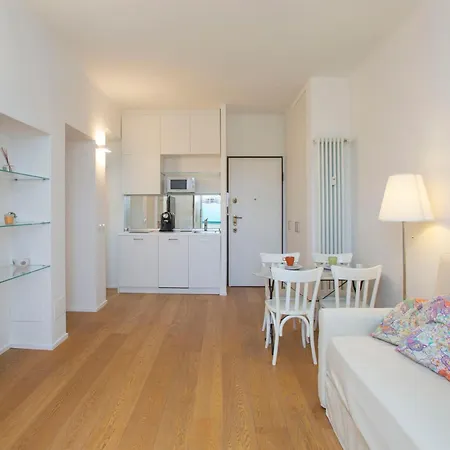 Apartment Exclusive Location, Cozy And Modern Milan