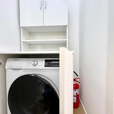 Appartement Olimpia - Prada Bocconi Ieo Milan
