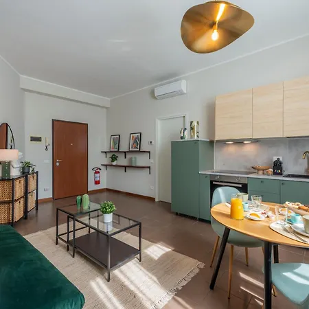 Apartament Bazzi, 49 - Bocconi