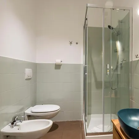 Apartament Bazzi, 49 - Bocconi