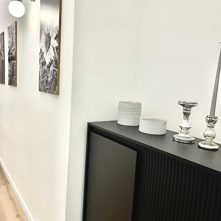 Casa Verga - Exclusive Haven Of Style And Elegance In Moscova