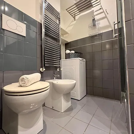 Historic Center Flat- Duomo 10m-m4 Vetra 公寓 米兰
