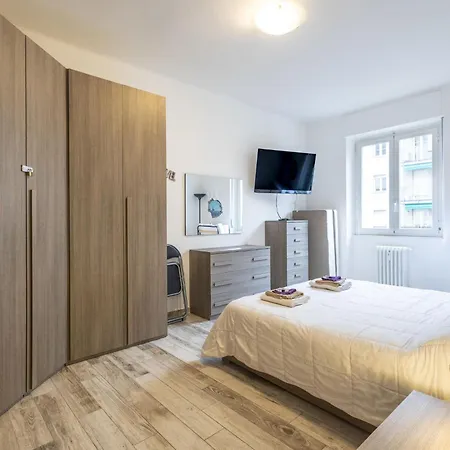 Suzzani Flat By Interhome * Milano