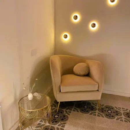 Younique Boutique * Milan