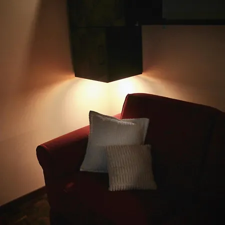 Апартаменты Casa D'artista - Art Experience - Metro M1- Ac- Wifi *