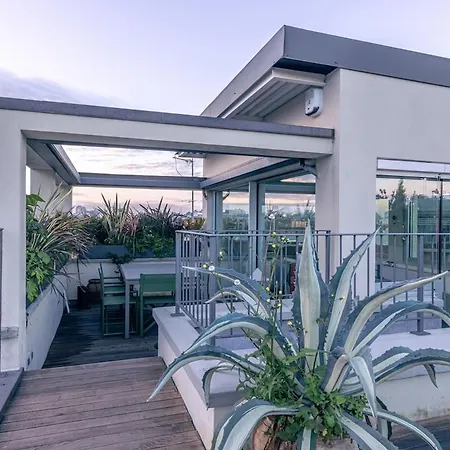 Moscova Elegance And Modern Design With Rooftop Apartmán *