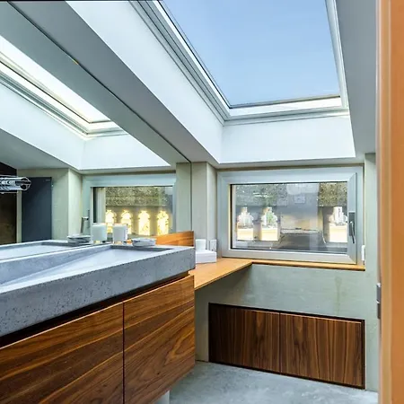 Moscova Elegance And Modern Design With Rooftop * Milánó