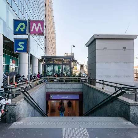 Stayeasy Corso 9 - Attic דירה מילאנו