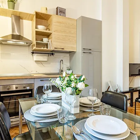 Casa Menabrea By Houset *