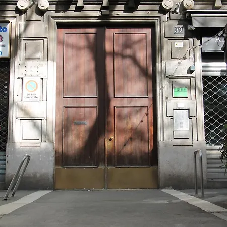 公寓 Casa D'artista - Art Experience - Metro M1- Ac- Wifi