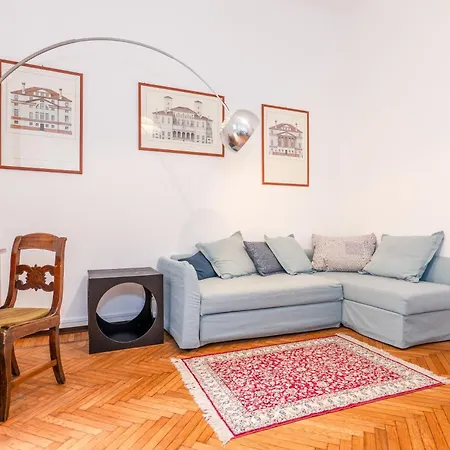 The Discovery Road - Your From * Milano