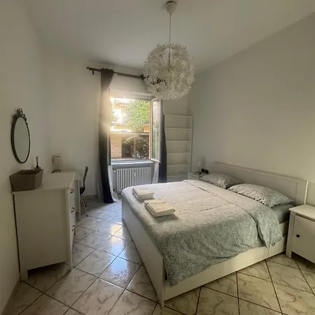 Elegant Close To The Center Guest house *