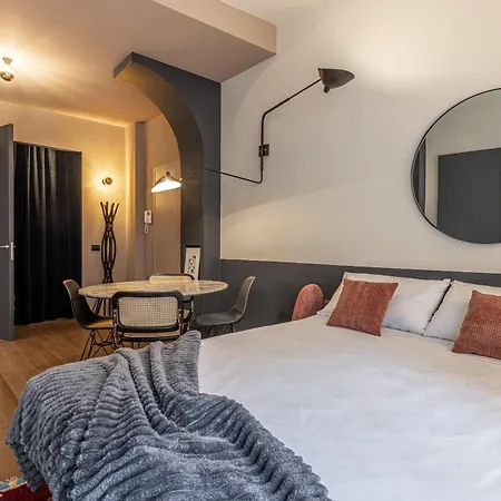 Zuretti Modern Comfort Near Station *