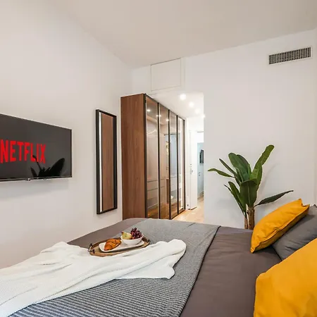 Apartmán The Golden Retreat - San Babila Duomo