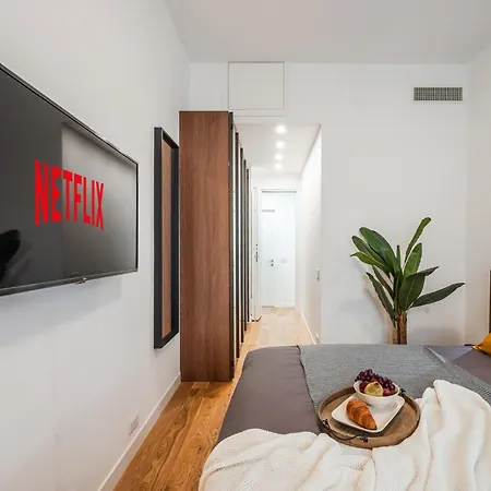 Apartment The Golden Retreat - San Babila Duomo Milan