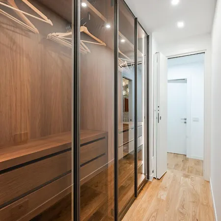 Apartment The Golden Retreat - San Babila Duomo *