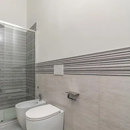Design Penthouse In Porta Venezia 아파트 *