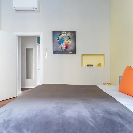 Design Penthouse In Porta Venezia 아파트
