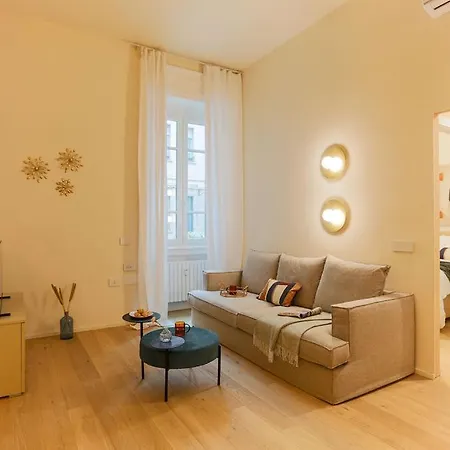 Apartament The Rent - Characterful Two-bedroom Flat Steps From Palestro *