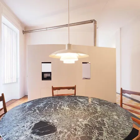 Appartamento Primopiano - Venini Milano