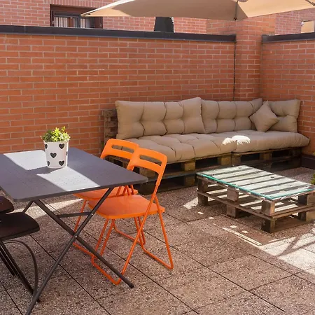 Cozy With A Large Terrace Porta Romana Milano