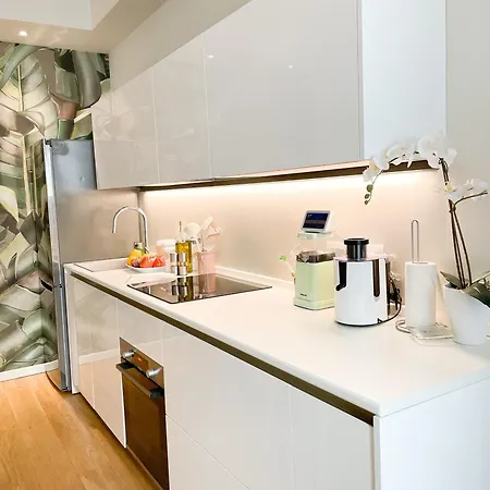 New Quiet And Design In The Heart Of Milano