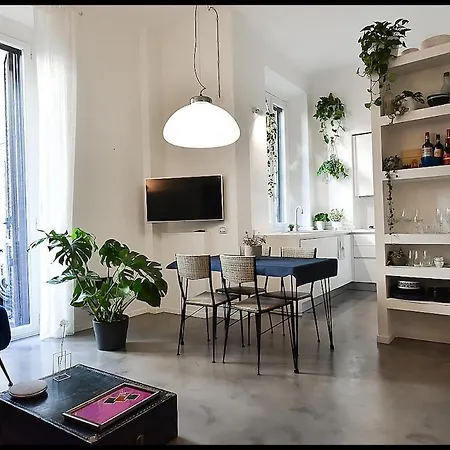 Milan, Cozy Flat In Porta Venezia Lejlighed