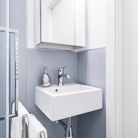 Easylife - Monolocale Soppalcato In Porta Romana *