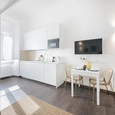 Easylife - Monolocale Soppalcato In Porta Romana