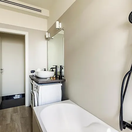 Ampio Trilocale Panoramico Ad Arco Della Pace