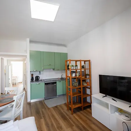 Splendido Bilocale In Zona Chinatown *