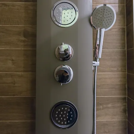 Apartment Quiet Garden -costanza 4 *