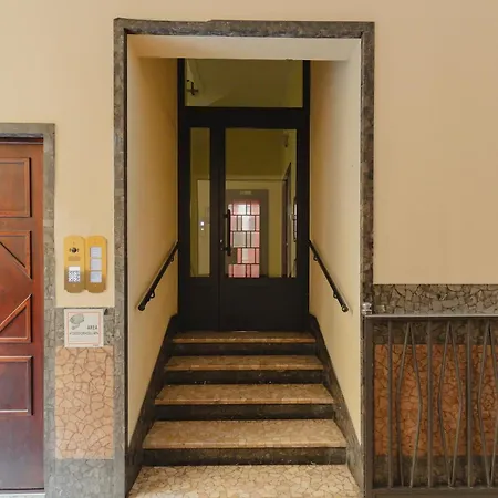 Gohost - Quiet, Bright & Stylish Flat In The Heart Of * Милан