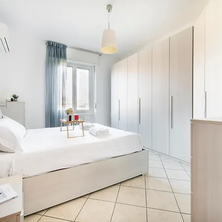 Easylife - - Tito Livio 13 - Porta Romana Apartament *