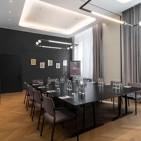 Radisson Collection Hotel, Palazzo Touring Club Hotell 5*
