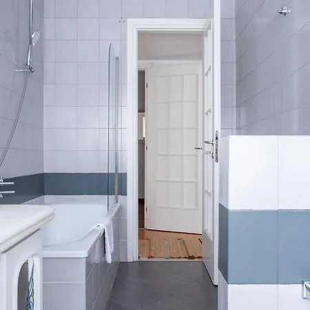 Ampio Ed Elegante - 2 E 2 Bagni Apartman *