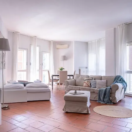 Apartman Ampio Ed Elegante - 2 E 2 Bagni