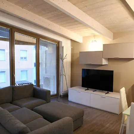 Appartement Dingo's House - 5 Minutes From M3 Milaan