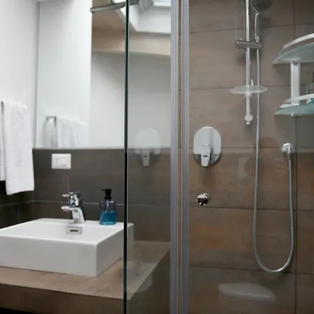 Dingo's House - 5 Minutes From M3