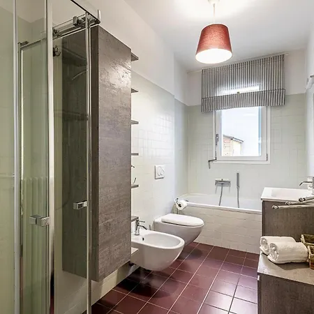 Cozy 1 Bedroom In Viale Monza * מילאנו