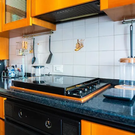 Cozy Near Bovisa - Wifi Ac Metro Milan