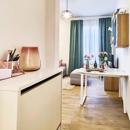 Beautiful In Tricolore - Daniele Apartment Milan