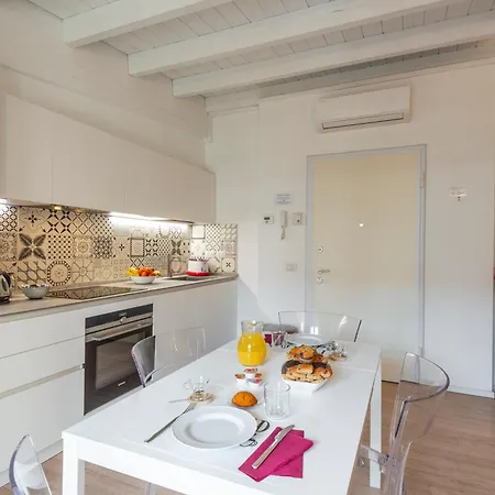 Appartement Umbria, 120 - Accogliente E Ben Collegato Milan