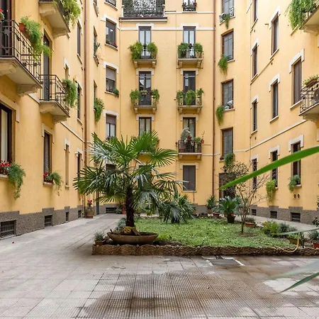 Vitruvio Palace - La Vista Apartment